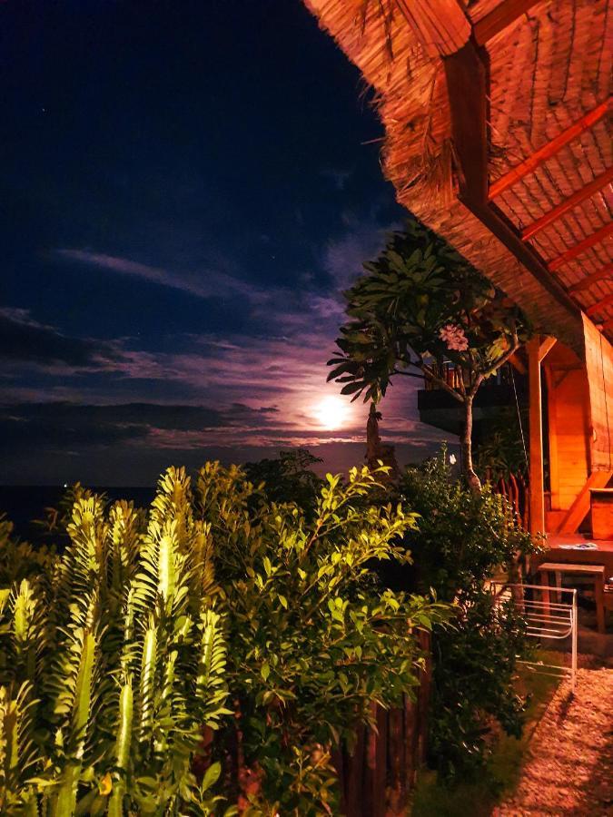 Готель Malibu Huts Semaya Екстер'єр фото